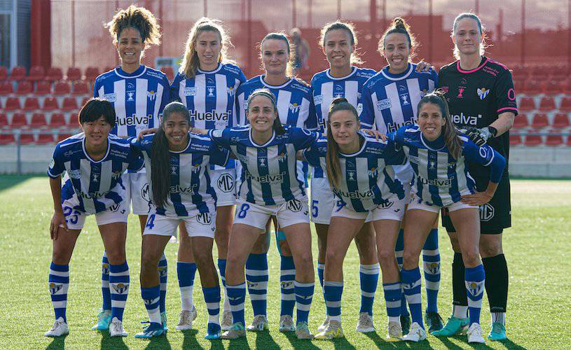 Primer once de Paco Pichardo como técnico del Sporting de Huelva en el partido ante el Atlético de Madrid. / Foto: @sportinghuelva.