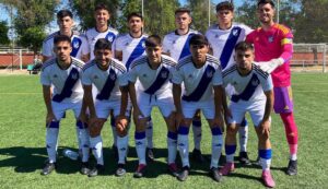 Once inicial del Atlético Onubense en su partido disputado en Sevilla donde perdió con el Atlético Central. / Foto: @futbolbaserecre.