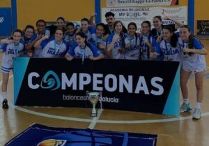 Componentes del Pavimentos del Mar Ciudad de Huelva, equipo campeón del Provincial Infantil femenino de baloncesto. / Foto: @fabhuelva.