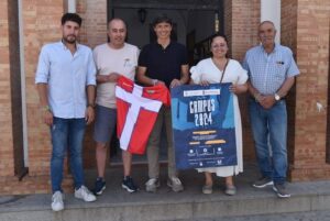 Un momento de una de las presentaciones del Campus de Verano 2024 del Recre que se celebrará en El Cerro de Andévalo y Aroche. / Foto: @recreoficial.