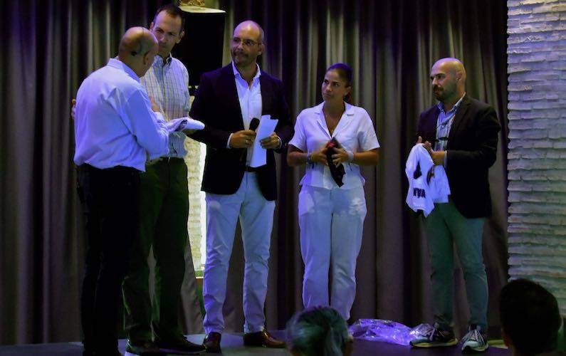 Un momento del acto de presentación de la Campaña de Abonados del Ciudad de Huelva para la temporada 2024-25. / Foto: @CiudadDeHuelva.