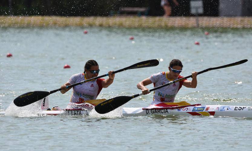 La onubense Daniela García e Irene Lata, en pleno esfuerzo en una de las pruebas disputadas en Plovdiv.