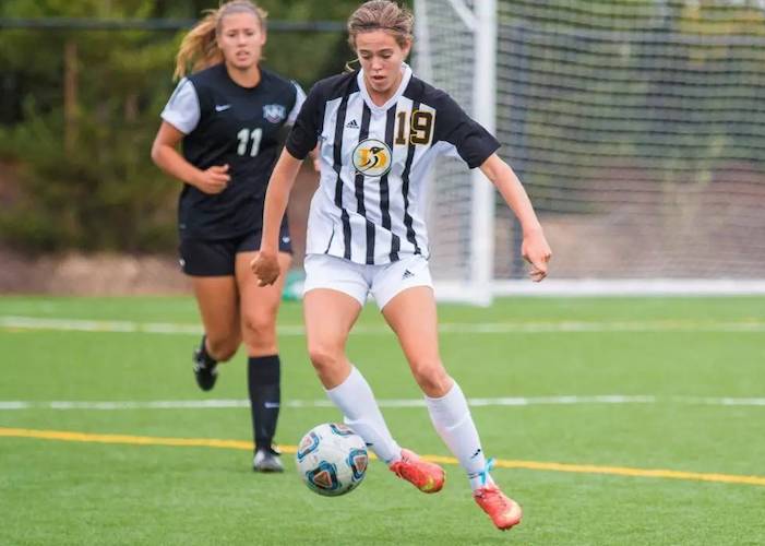 Lily Dubuc, 16ª incorporación que hace oficial el Sporting de Huelva para la temporada 2024-25 en la Primera Federación femenina. / Foto: @sportinghuelva.