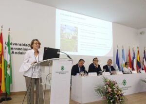 Se acoge además un nuevo encuentro universitario, esta vez como seminario, organizado junto a CRUE