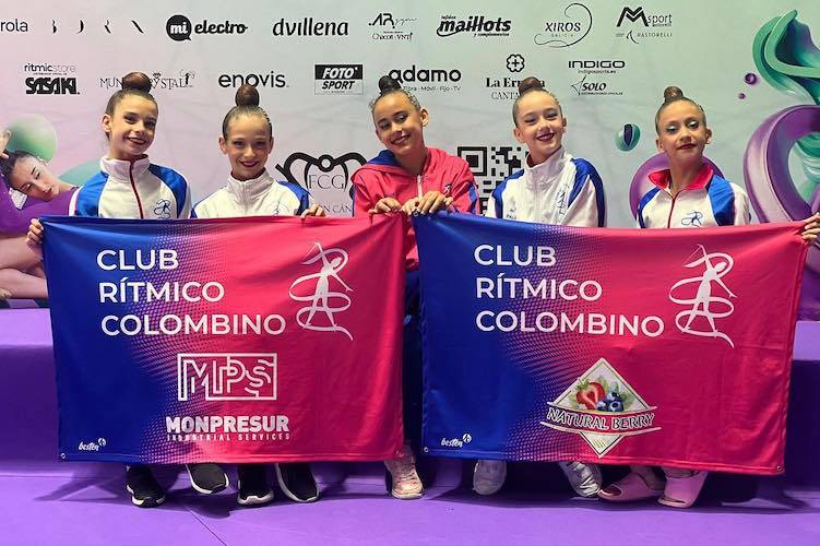 Componentes del equipo Infantil Absoluto del Rítmico Colombino que tomarán parte el sábado en la 2ª Fase de la Copa de España de Conjuntos en Zaragoza.