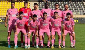 Once inicial del Recre en el partido disputado en el Ciudad de Lepe ante el San Roque, en el 68º Trofeo 'Virgen de la Bella'. / Foto: @recreoficial.