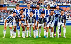 Once inicial del Recre en su estreno en la Liga en el Nuevo Colombino con el Alcoyano. / Foto: @recreoficial.