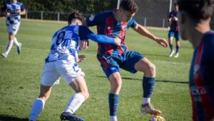 El delantero Sergi Armero llega al Recreativo de Huelva en calidad de cedido por el Huesca. / Foto: SDH.