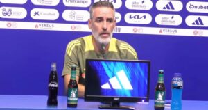 Abel Gómez, entrenador del Recre, dejó claro ante los medios en la previa del partido en Villarreal que “buscamos la fórmula para intentar defender mejor”.