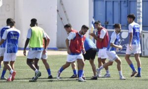 Los jugadores del Bollullos han preparado a fondo su exigente cita del domingo en casa con el San Roque. / Foto: @bollulloscf1933.