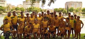 Representantes del Club Piragüismo Tartessos Huelva en el Campeonato de Andalucía de Barcos Combinados celebrado en Sevilla. / Foto @tartessosrema.