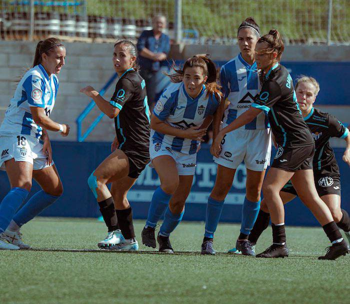 Nueva derrota del Sporting de Huelva, este domingo en Son Malferit con el Atlético Baleares. / Foto: @ATBFem.