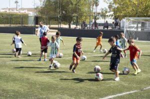 Almonte ha puesto marcha el curso 2024-25 de las Escuelas Deportivas Municipales que cuentan con un millar de inscritos.