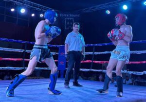 El III Trofeo Colombino de Kick Boxing celebrado en Aljaraque, que reunió a 54 competidores, fue todo un éxito.