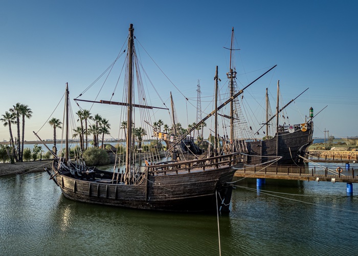 programación muelle de las carabelas