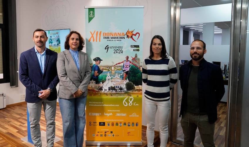 Un momento de la presentación de la XII Doñana Trail Marathon que se celebrará el próximo 9 de noviembre.