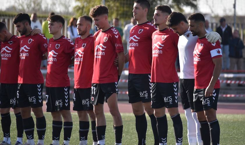 El Cartaya, preparado para el partido de este miércoles en Pozoblanco en el que espera seguir con su buena línea de resultados. / Foto: Juan Gabriel Chamizo.