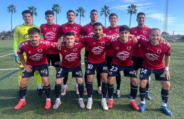 Once inicial del Cartaya en su partido ante el Córdoba B, saldado con un empate a dos goles. / Foto: @AD_Cartaya.