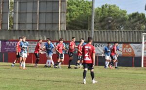 Sorprender al Córdoba B en su feudo, el objetivo del Cartaya en el partido del mediodía del domingo. / Foto: Juan Gabriel Chamizo / Lidia Pérez Mora.