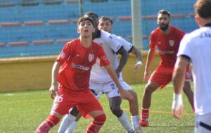 La Palma, con la moral del empate logrado en Ceuta, afronta el domingo su partido en casa con el Córdoba B dispuesto a ganar su primer partido de la temporada. / Foto: @LaPalmaCF.