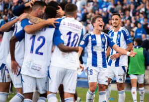 Dar otra alegría a sus incondicionales ganando al Atlético Sanluqueño en El Palmar, el reto del Recre este domingo. / Foto: @recreoficial.