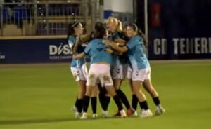 Las jugadoras del Sporting celebran uno de los goles logrados en feudo canario donde remontaron un 2-0 adverso. / Foto: Captura imagen: Youtube CD Tenerife.